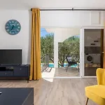 Villa Cecilia